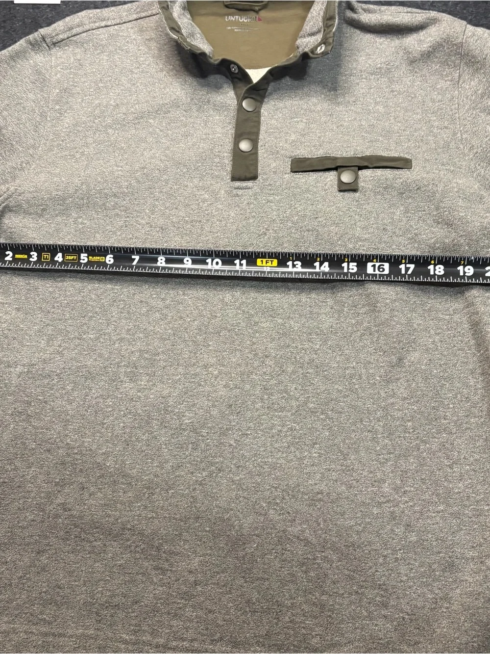 UNTUCKit Gray Long-Sleeve Zip-Up Detail Sweater